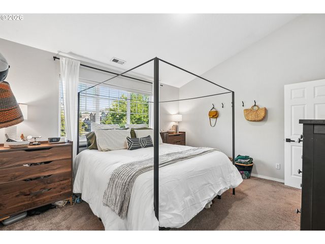 18615 Sw 93RD Ter, Tualatin, OR 97062
