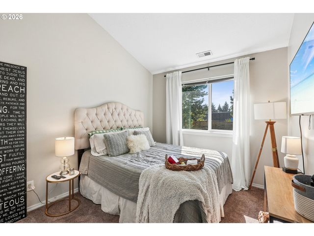 18615 Sw 93RD Ter, Tualatin, OR 97062