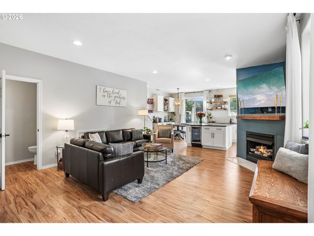 18615 Sw 93RD Ter, Tualatin, OR 97062