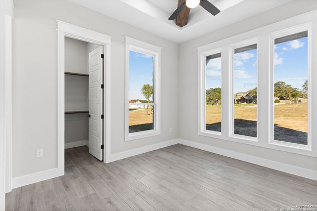 116 Western Way, Adkins, TX 78101