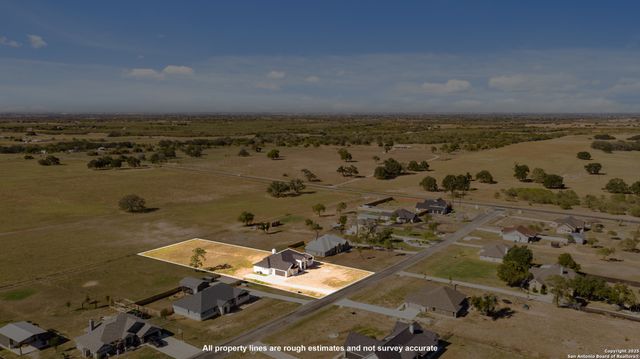 116 Western Way, Adkins, TX 78101