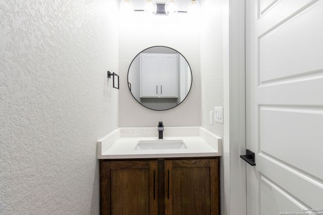 116 Western Way, Adkins, TX 78101