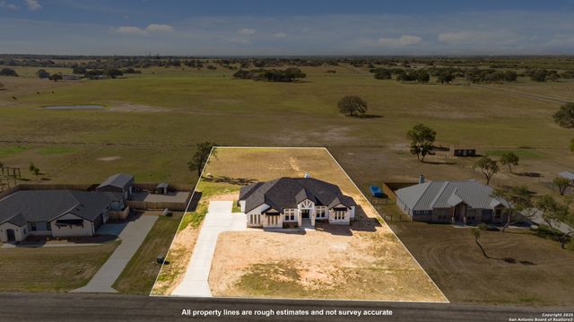 116 Western Way, Adkins, TX 78101