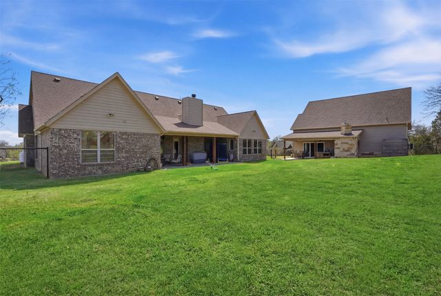 3832 Legend Trail, Granbury, TX 76049