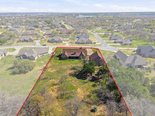 3832 Legend Trail, Granbury, TX 76049