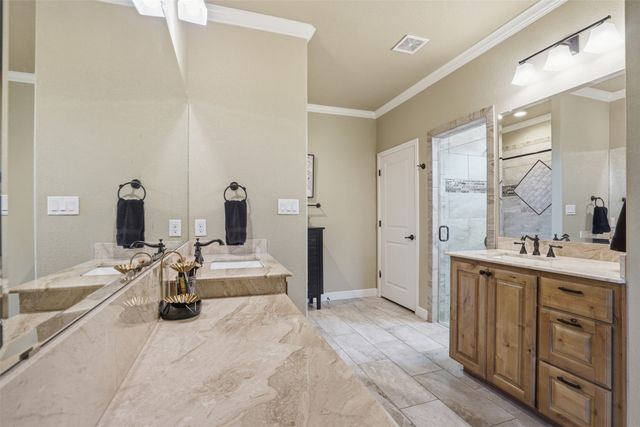 3832 Legend Trail, Granbury, TX 76049