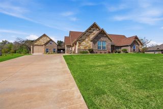3832 Legend Trail, Granbury, TX 76049