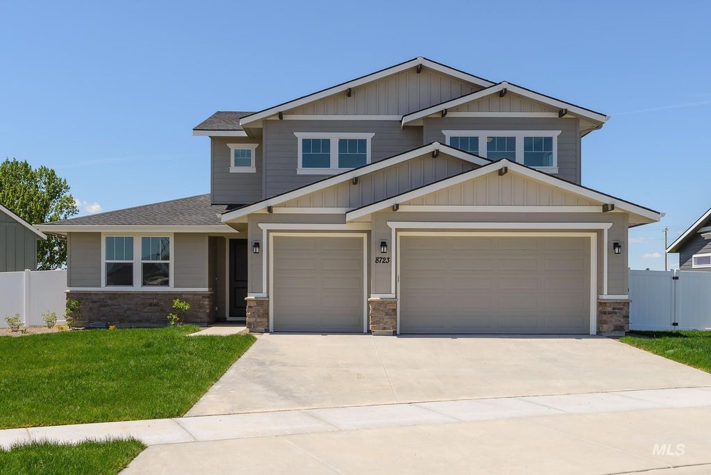 4684 E Coldwater Dr, Nampa, ID 83687