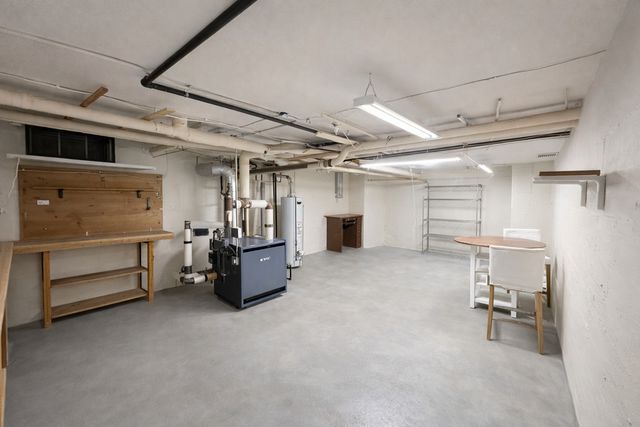 1261 W Stephenson Street, Freeport, IL 61032