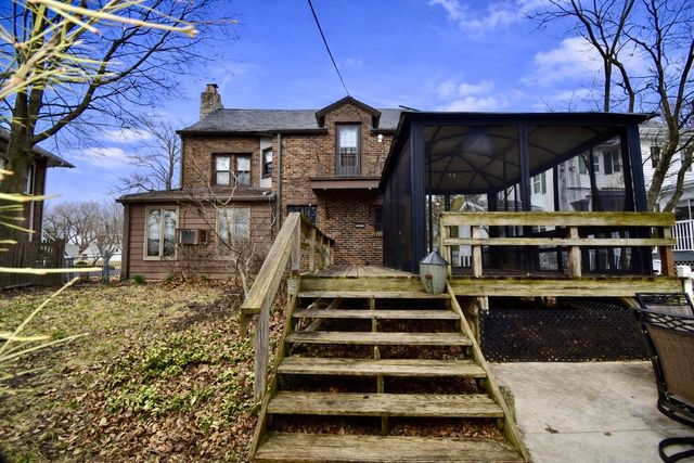 1261 W Stephenson Street, Freeport, IL 61032