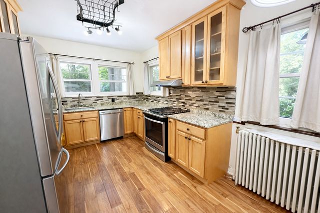 1261 W Stephenson Street, Freeport, IL 61032