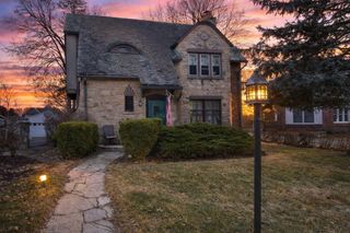 1261 W Stephenson Street, Freeport, IL 61032