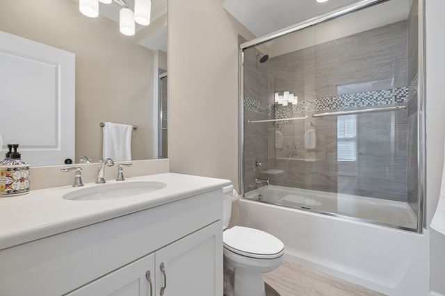 1500 King Hollands Avenue, Nashville, TN 37212