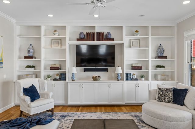 1500 King Hollands Avenue, Nashville, TN 37212