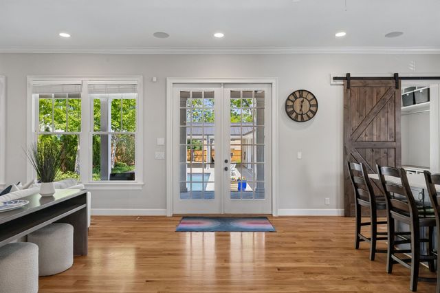 1500 King Hollands Avenue, Nashville, TN 37212