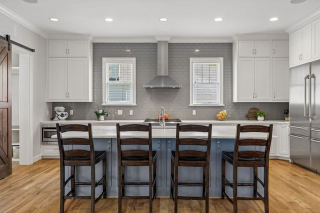 1500 King Hollands Avenue, Nashville, TN 37212