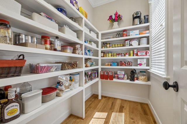 1500 King Hollands Avenue, Nashville, TN 37212