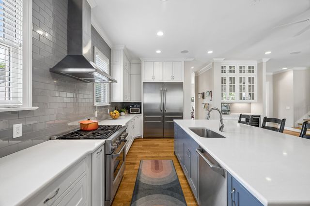 1500 King Hollands Avenue, Nashville, TN 37212