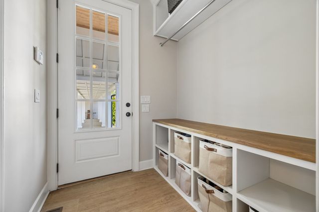 1500 King Hollands Avenue, Nashville, TN 37212