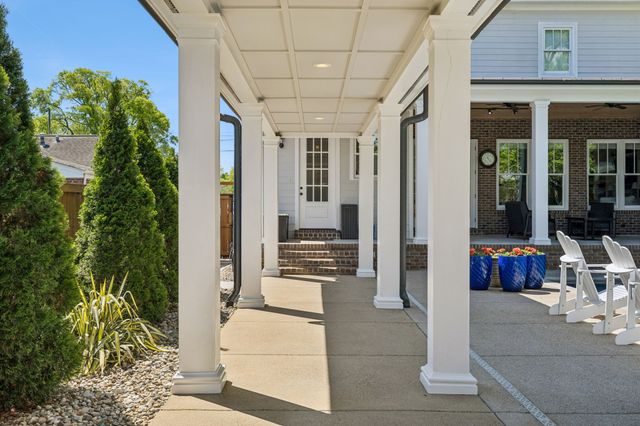 1500 King Hollands Avenue, Nashville, TN 37212