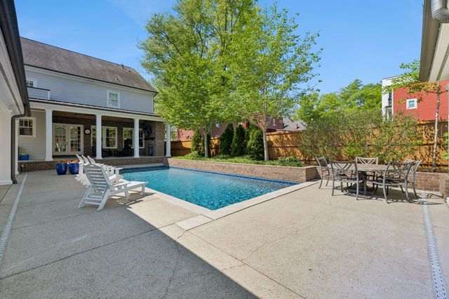 1500 King Hollands Avenue, Nashville, TN 37212