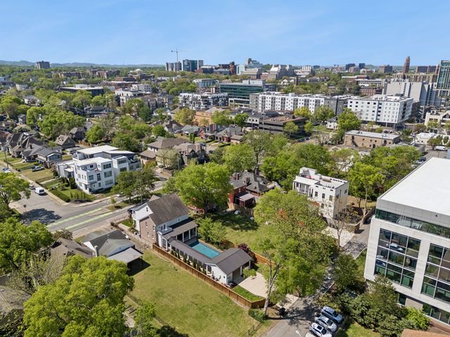 1500 King Hollands Avenue, Nashville, TN 37212