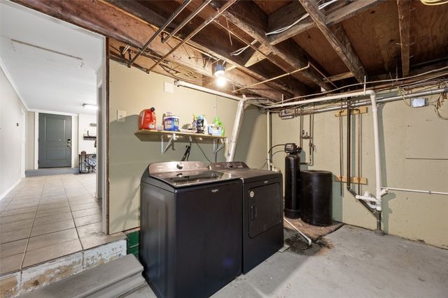 415 4th Avenue SW, Mt Vernon, IA 52314