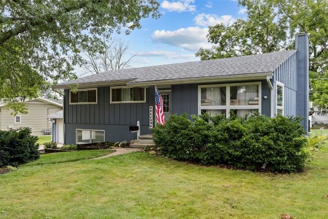 415 4th Avenue SW, Mt Vernon, IA 52314
