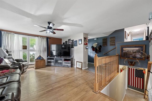 415 4th Avenue SW, Mt Vernon, IA 52314