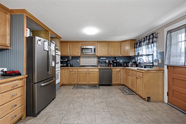 415 4th Avenue SW, Mt Vernon, IA 52314