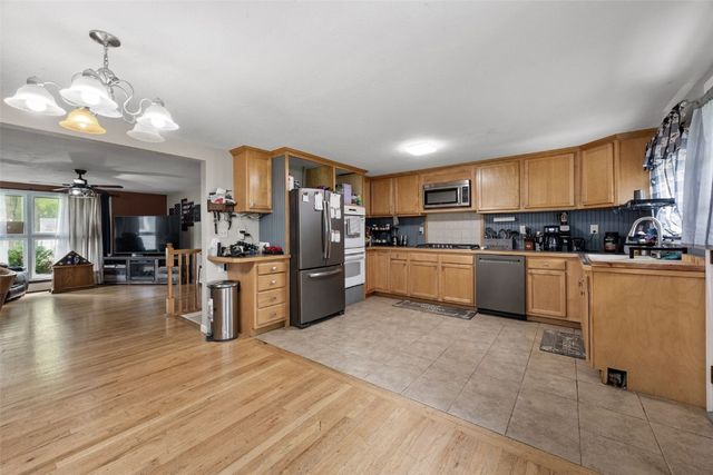 415 4th Avenue SW, Mt Vernon, IA 52314