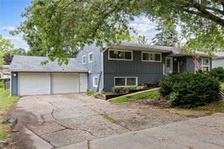 415 4th Avenue SW, Mt Vernon, IA 52314