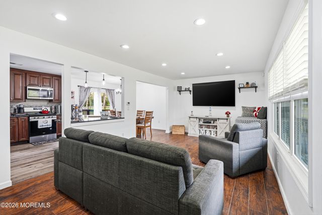 14 Anita Drive, Jackson, NJ 08527