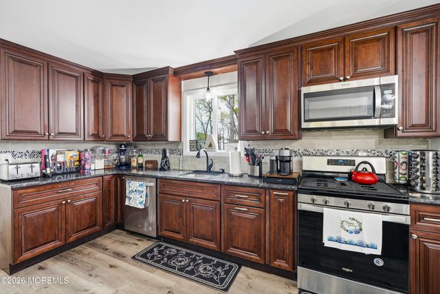 14 Anita Drive, Jackson, NJ 08527
