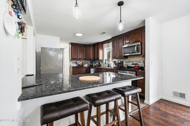14 Anita Drive, Jackson, NJ 08527