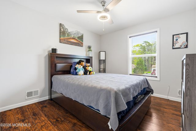 14 Anita Drive, Jackson, NJ 08527