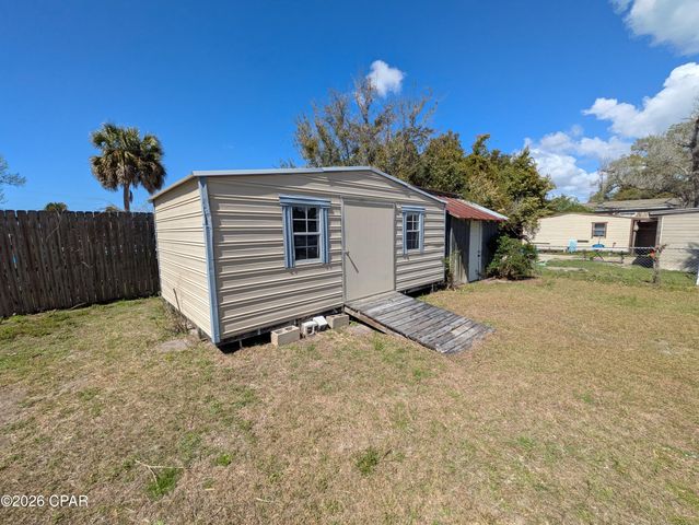 735 Sheffield Avenue, Panama City, FL 32401