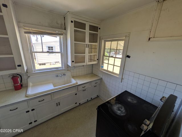 735 Sheffield Avenue, Panama City, FL 32401