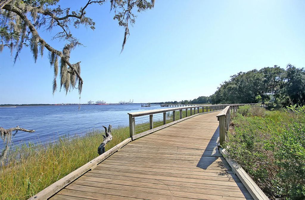 Image 56 of property listing at 130 River Landing Drive 3306, Daniel Island, SC 29492