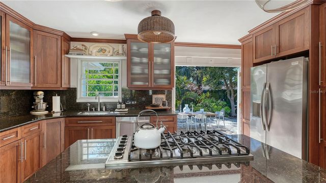 838 HIGHLAND STREET, Sarasota, FL 34234