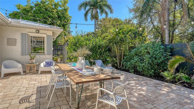 838 HIGHLAND STREET, Sarasota, FL 34234