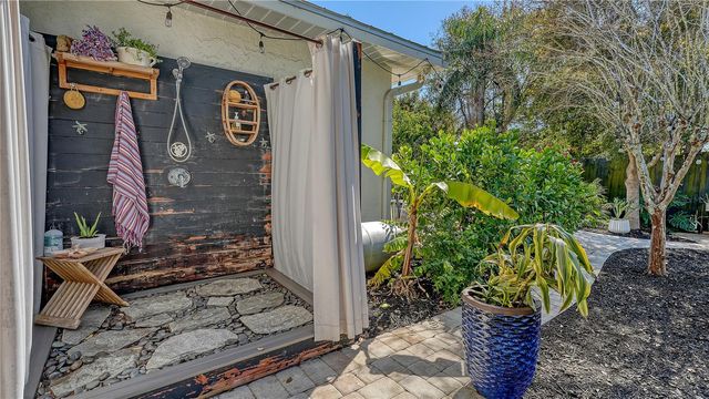 838 HIGHLAND STREET, Sarasota, FL 34234