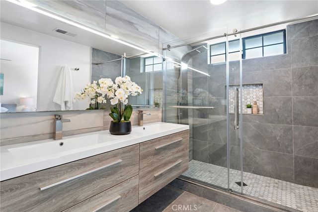 21891 Starfire, Huntington Beach, CA 92646