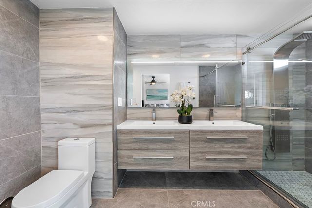 21891 Starfire, Huntington Beach, CA 92646