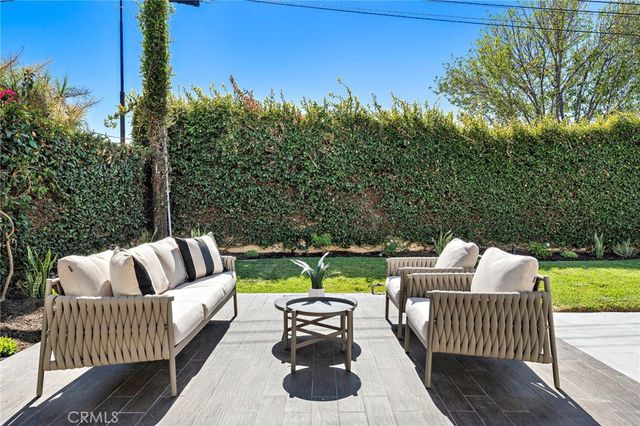 21891 Starfire, Huntington Beach, CA 92646
