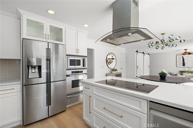 21891 Starfire, Huntington Beach, CA 92646