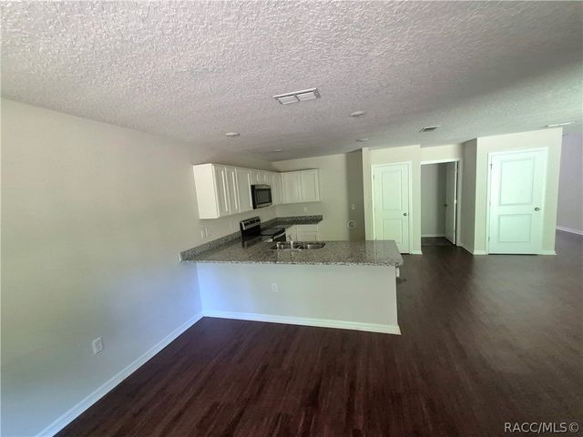 10802 N Haitian Drive, Citrus Springs, FL 34434