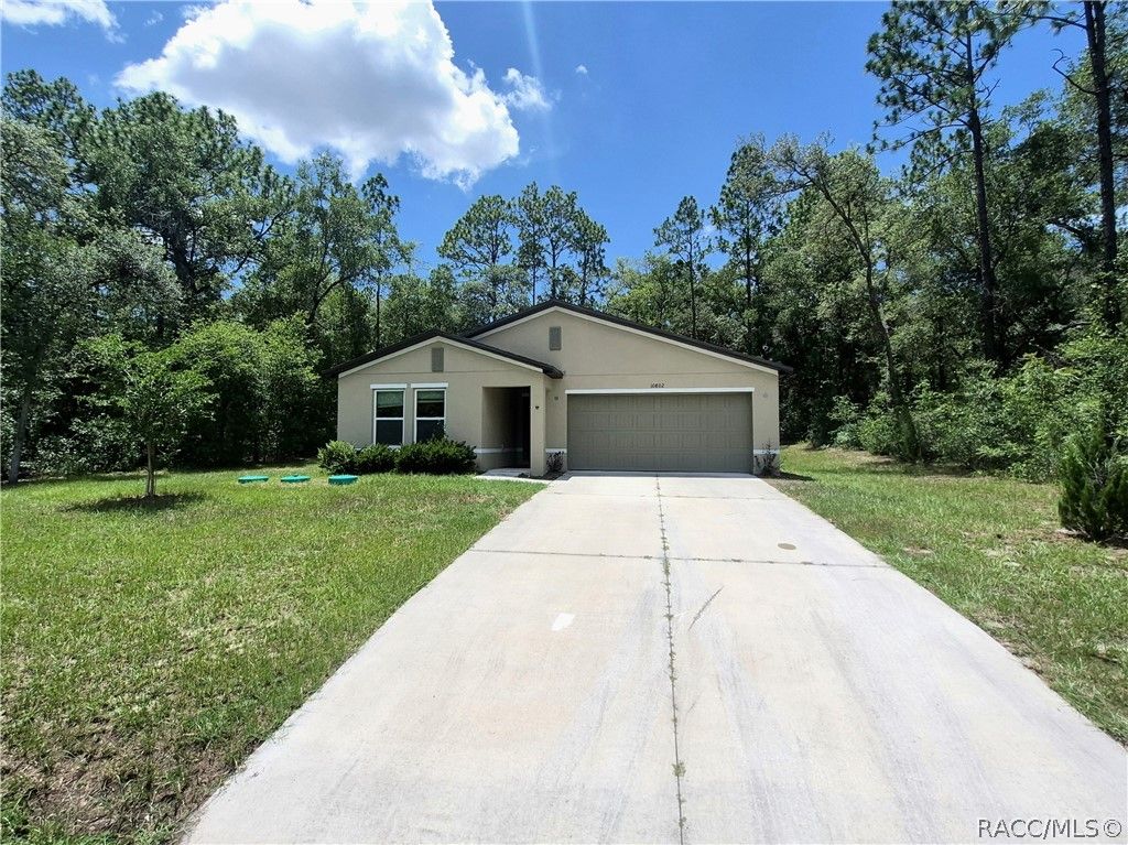 10802 N Haitian Drive, Citrus Springs, FL 34434