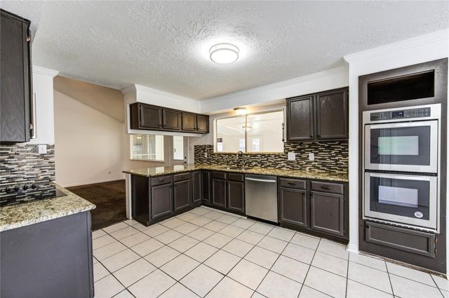 17811 Wake Court, Crosby, TX 77532