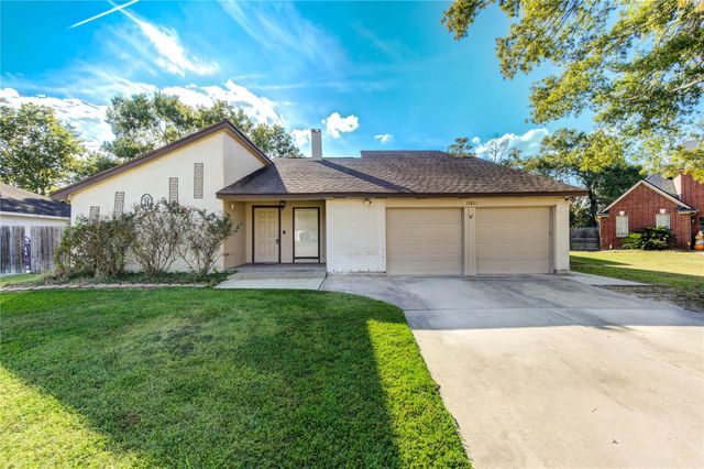 17811 Wake Court, Crosby, TX 77532